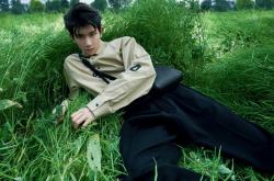 开云体育登录-铁闸与黎明，美加墨世界杯之夜，富安健洋挺身而出的静默光芒