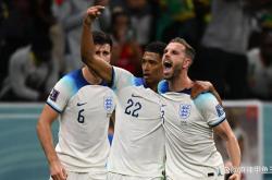 开云体育app-英格兰零封对手，驰骋不败之势