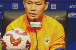 开云体育APP下载-球队新生代球员接受采访，展现出成长经历