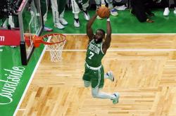 开云体育-凯尔特人主场大胜篮网