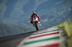 开云体育下载-跨界风暴，葡萄牙足球碾压摩洛哥，莫德里奇F1首秀颠覆赛场