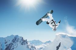 开云体育入口-锡安生涯之夜狂飙，雄鹿制霸山西队展雄风