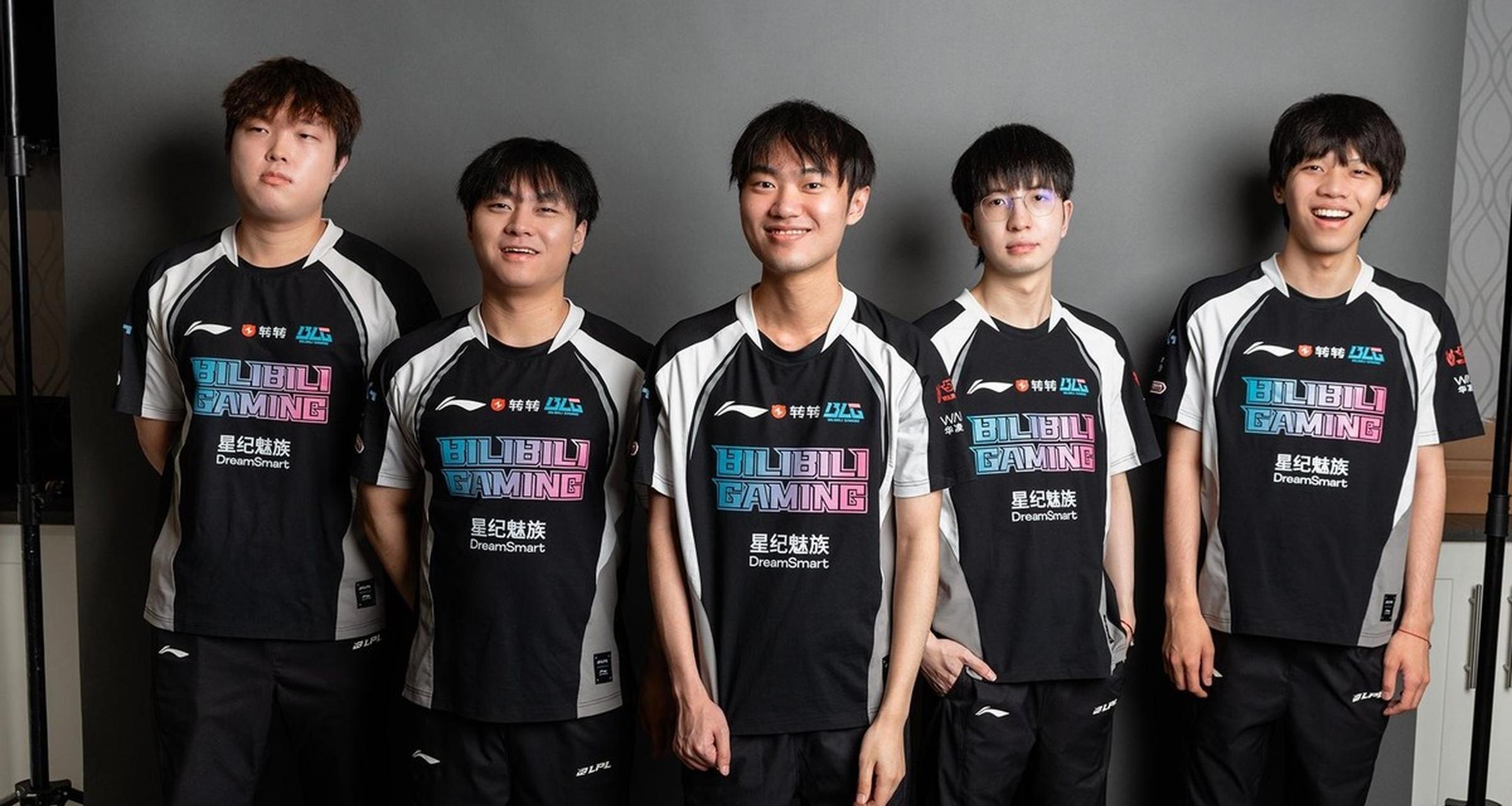 BLG横扫RNG，Tarzan成为全场焦点全球总决赛3:0（上海）