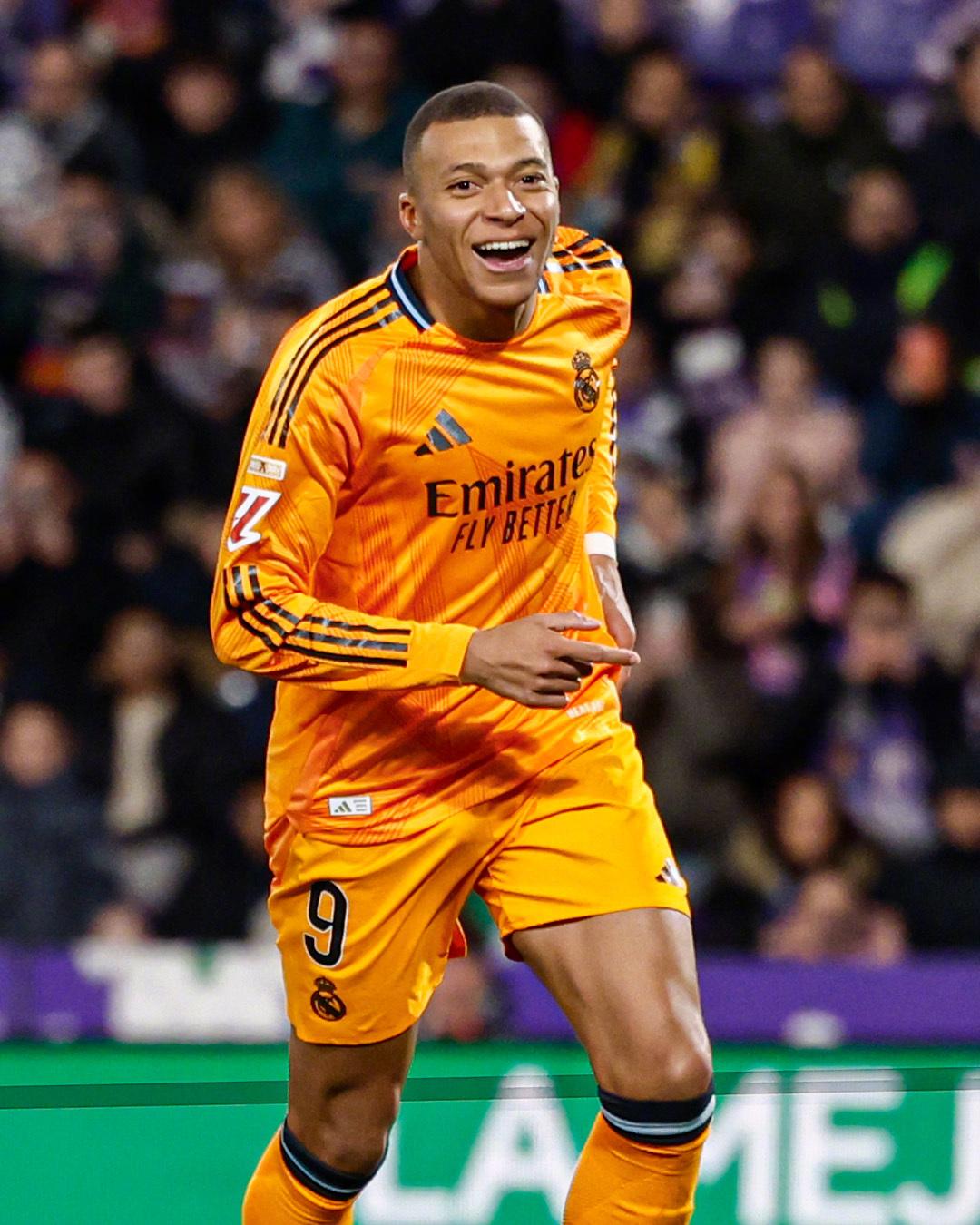 关于勒沃库森血洗皇马,莱万关键制胜的信息 关于勒沃库森血洗皇马,莱万关键制胜的信息