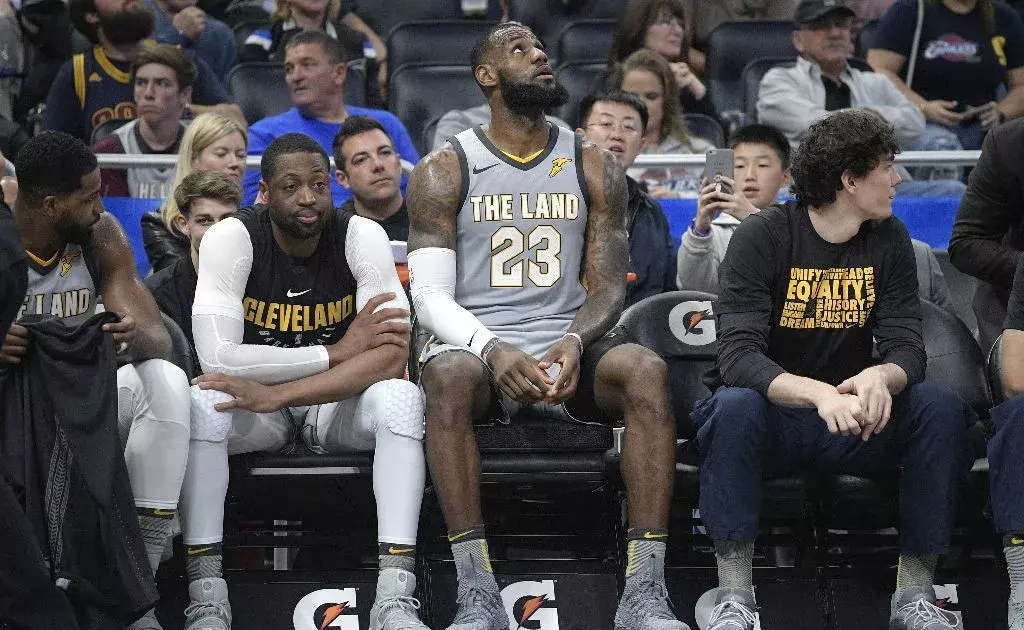 广东队绝杀江苏队,詹姆斯扛起全队 广东队绝杀江苏队,詹姆斯扛起全队