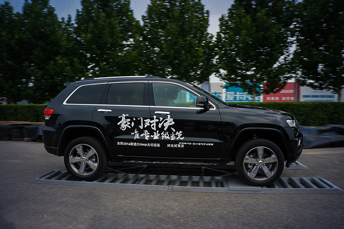 豪门对决谁与争锋，看尽胜负之间