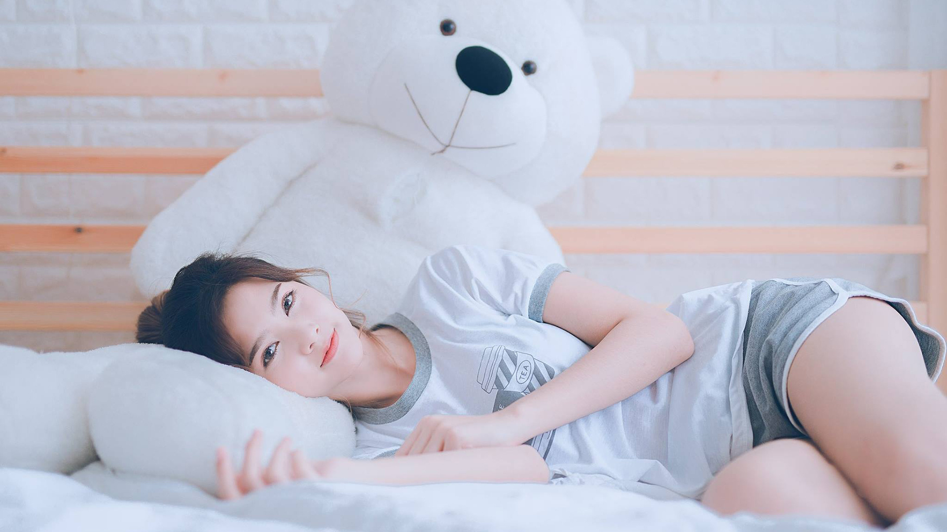 哈利伯顿狂飙点燃赛场，灰熊终结新疆队不败金身